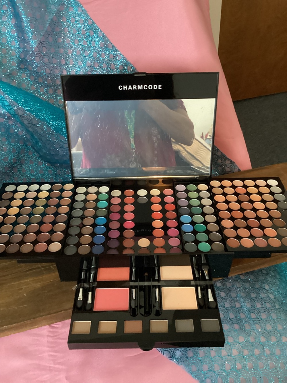 Charmcode Women's Eyeshadow Palette - Multi-Color Glam Set